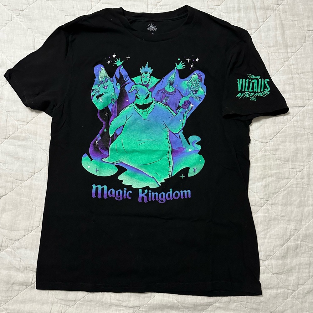 HTF Rare 2020 Villians After Hours WDW Tee Medium